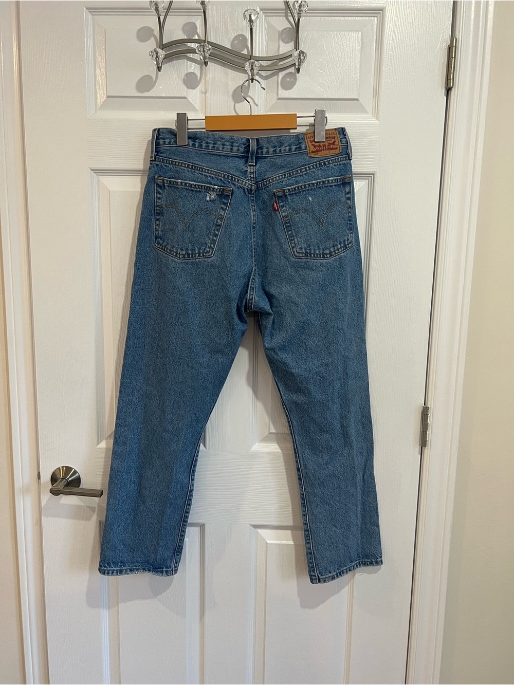 Levi’s 501 Original Fit Distressed Cropped Jeans Light Wash W31 L28 - Picture 3 of 6